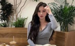 2025年9月18日 水金相生日穿搭：银灰配雾霾蓝显气质