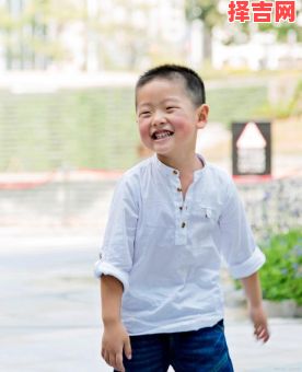 梦见小男孩的寓意解析：预示与象征意义详解-第1张图片