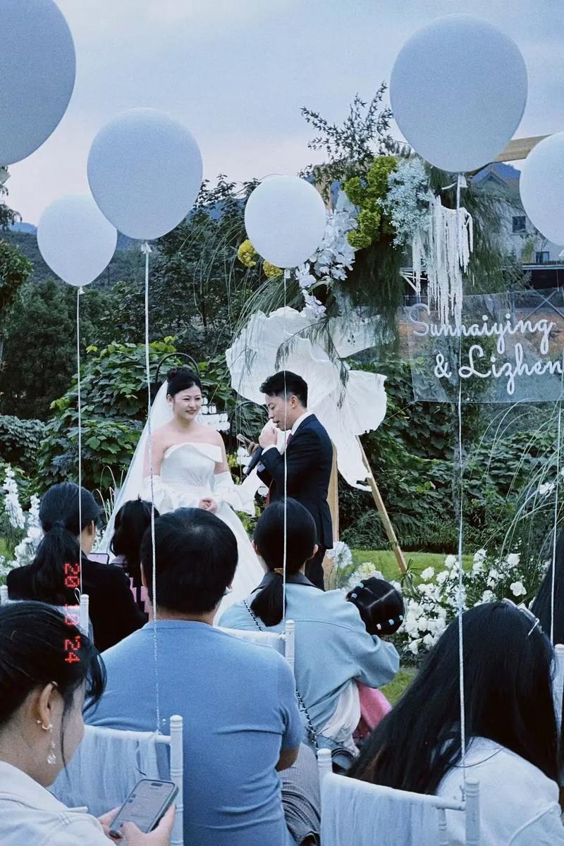 2026年4月马2026年结婚吉日 2026年4月马2026年黄道吉日查询-第1张图片